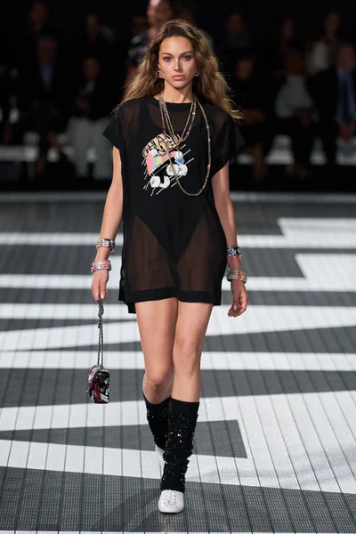 Look 59